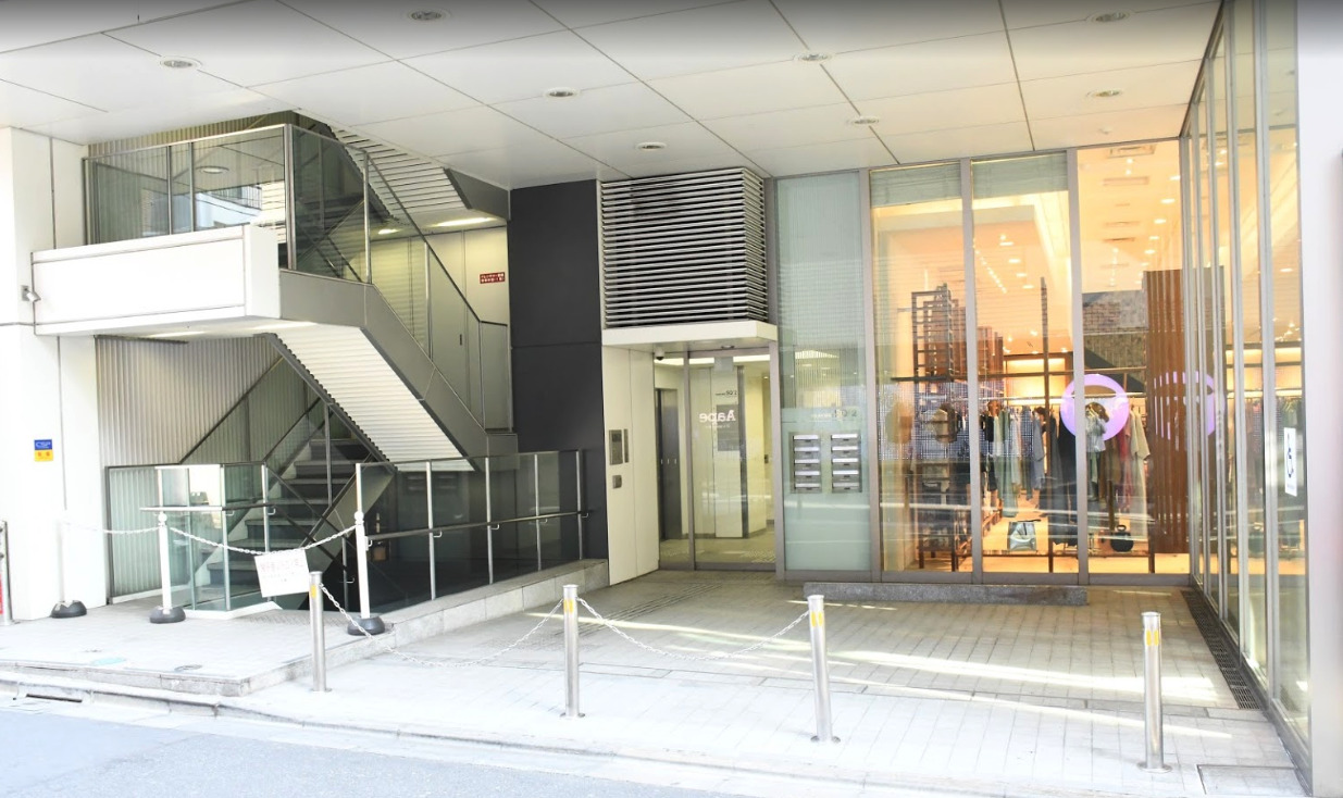 渋谷校の外観（写真付き）